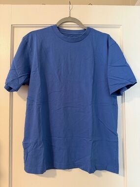 GAP Short-Sleeve Crew Tee in Royal Blue